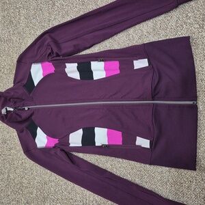 Lululemon Nice Asana Plum Define Jacket Size 4 EUC